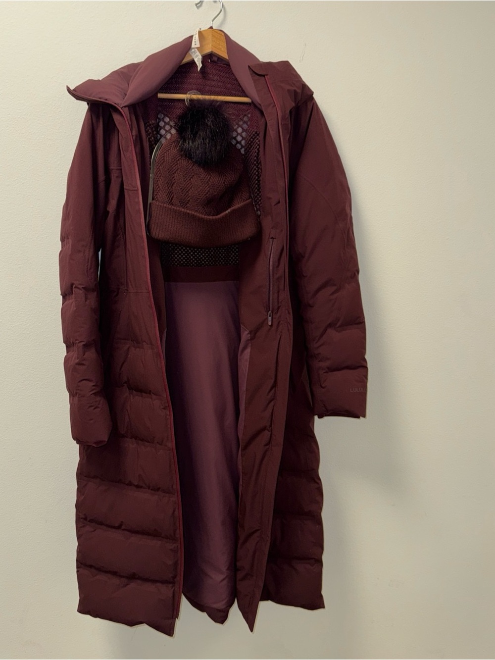 Lululemon Sleet Street Jacket Long 600-Down-Fill cassis size 12 w benie
